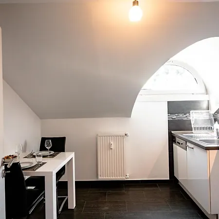 Palatium Apartment *
